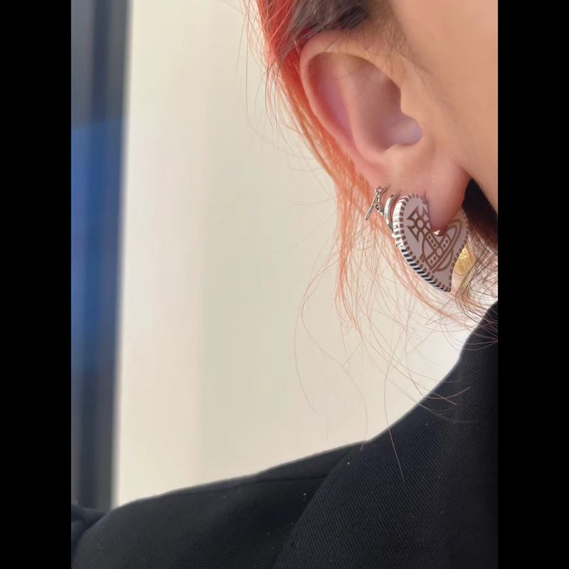 Vivienne Westwood 西太后爱心齿轮烤漆耳环-银白