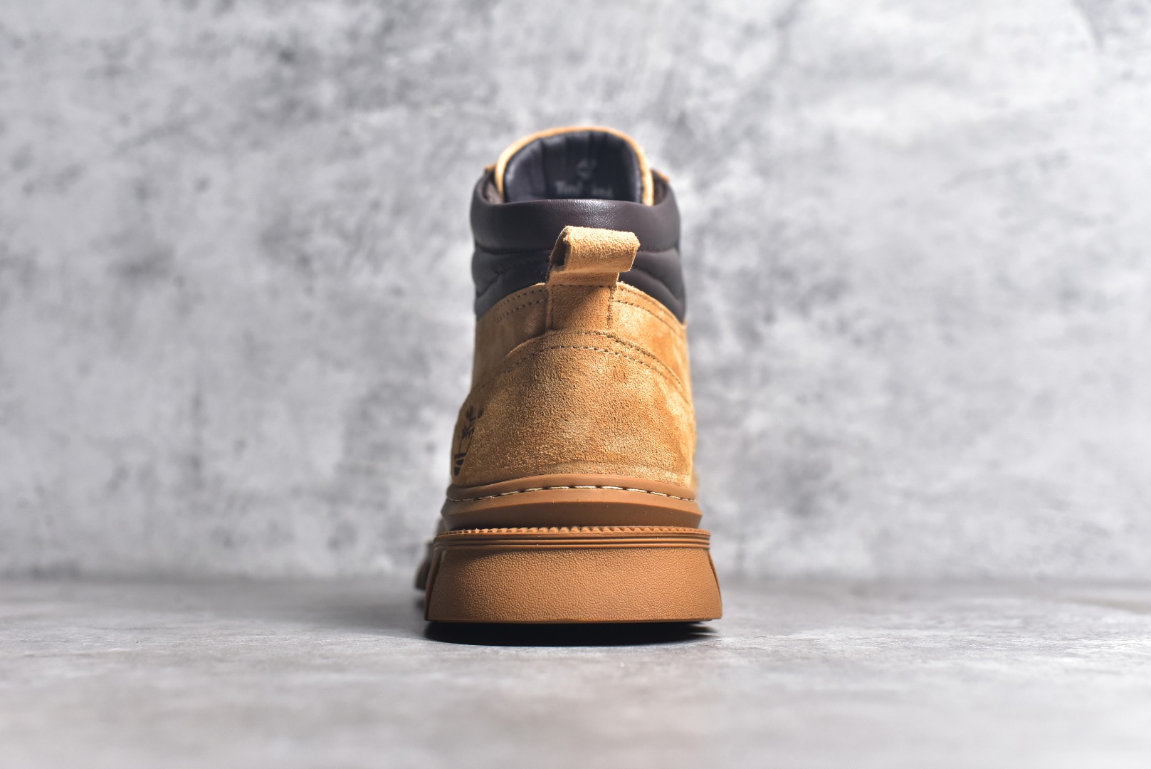 新货#Timberland添柏岚/天伯伦户外中帮休闲大黄靴-莆田鞋,莆田鞋货源,高仿鞋,高仿鞋货源,安福档口,莆田高仿鞋,莆田鞋批发,高仿鞋批发,莆田高仿运动鞋,高仿运动鞋,莆田运动鞋 新货#Timberland添柏岚/天伯伦户外中帮休闲大黄靴