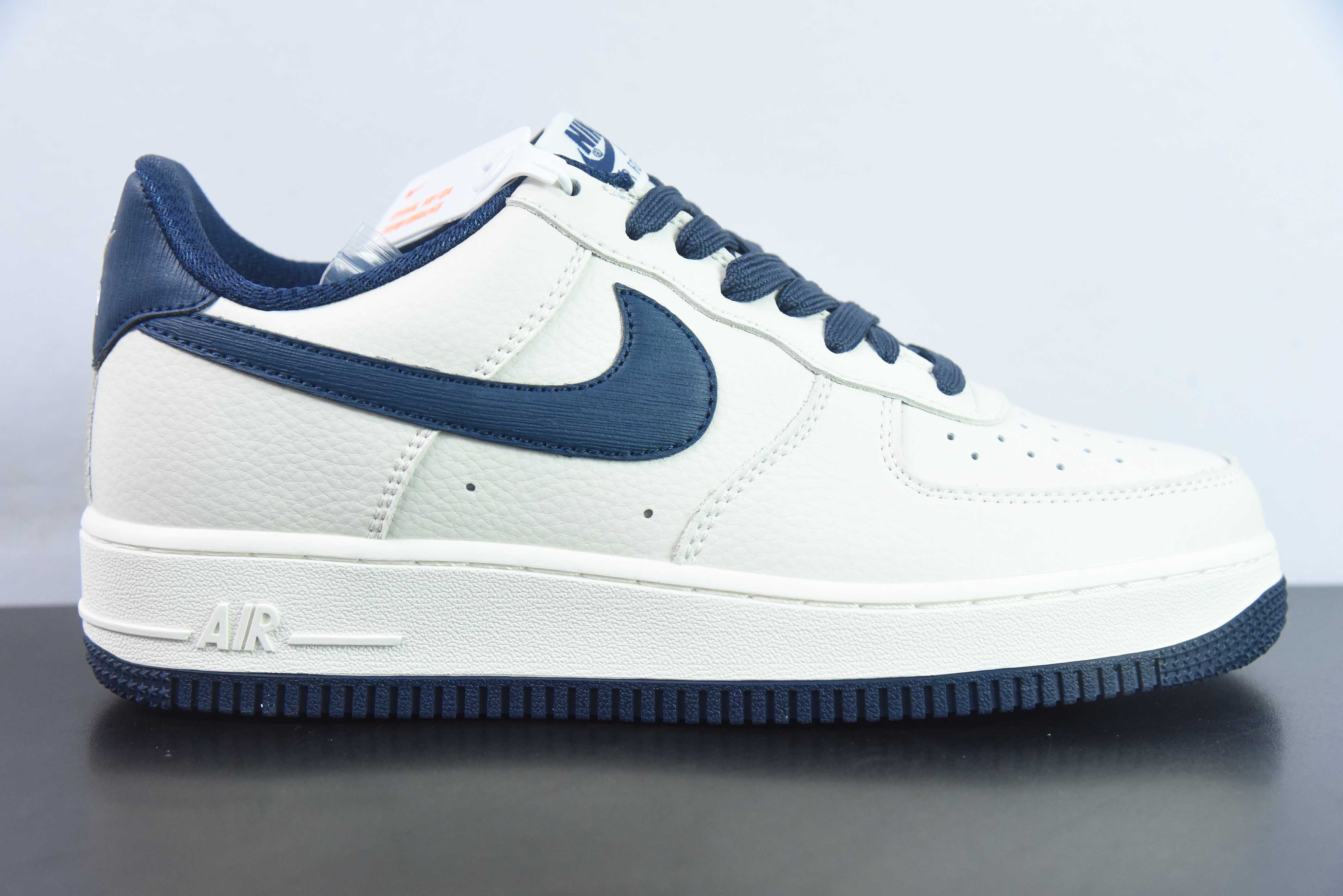 DAE59202439 Nike Air Force 1 Low '07 color azul marino claro de caña baja zapatillas de skate casual número de artículo…