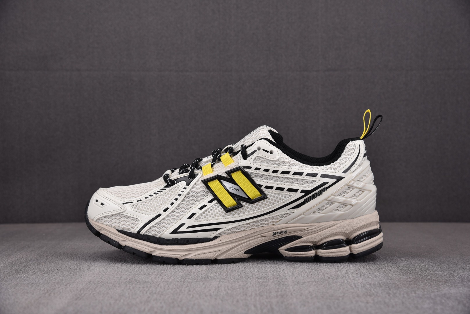 NB1906R尺码:36-47总裁R