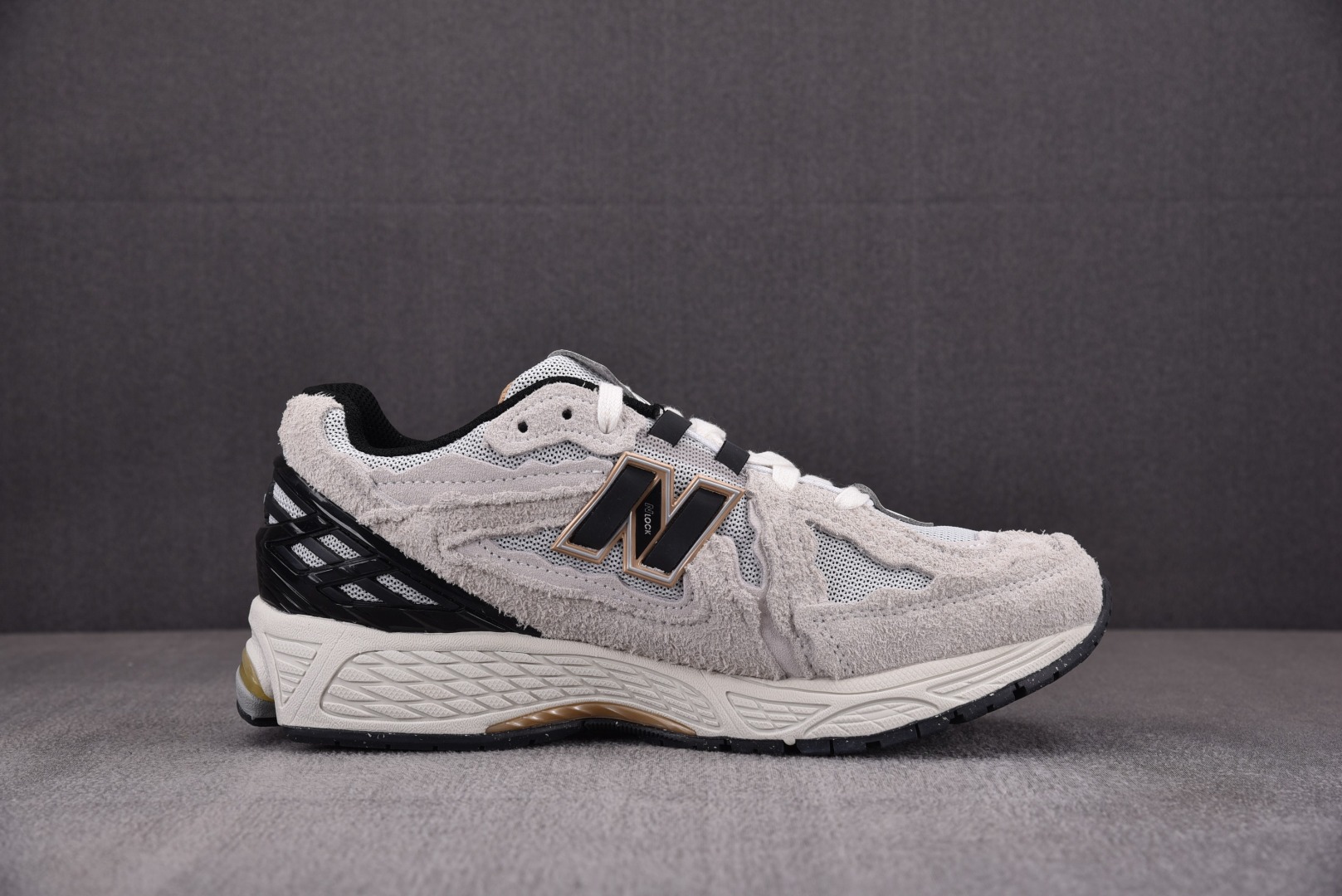 NB1906R尺码:36-47总裁R