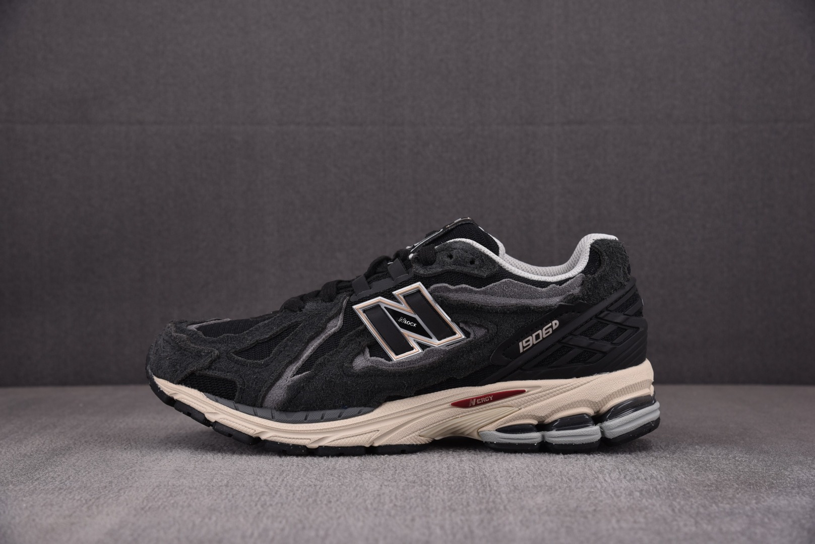 NB1906R尺码:36-47总裁R