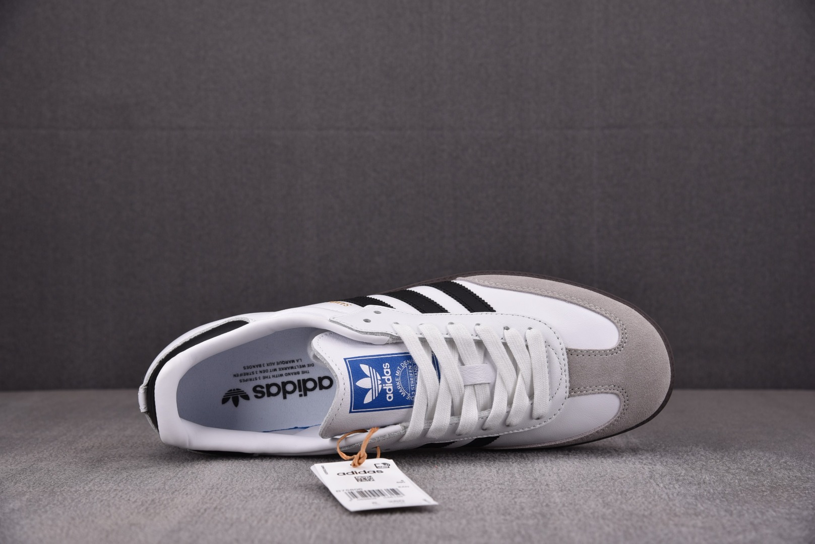 补货
Originals桑巴德训 尺码：36-45

纯原出品-Originals Samba Vega