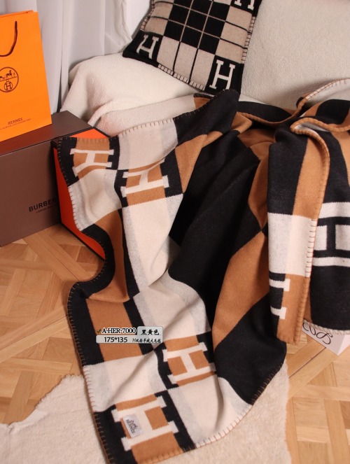 Hermes Ithaque Wool and Cashmere Blanket - 135 x 175cm - Luxurious Throw 1 Hermes Ithaque Wool and Cashmere Blanket - 135 x 175cm - Luxurious Throw