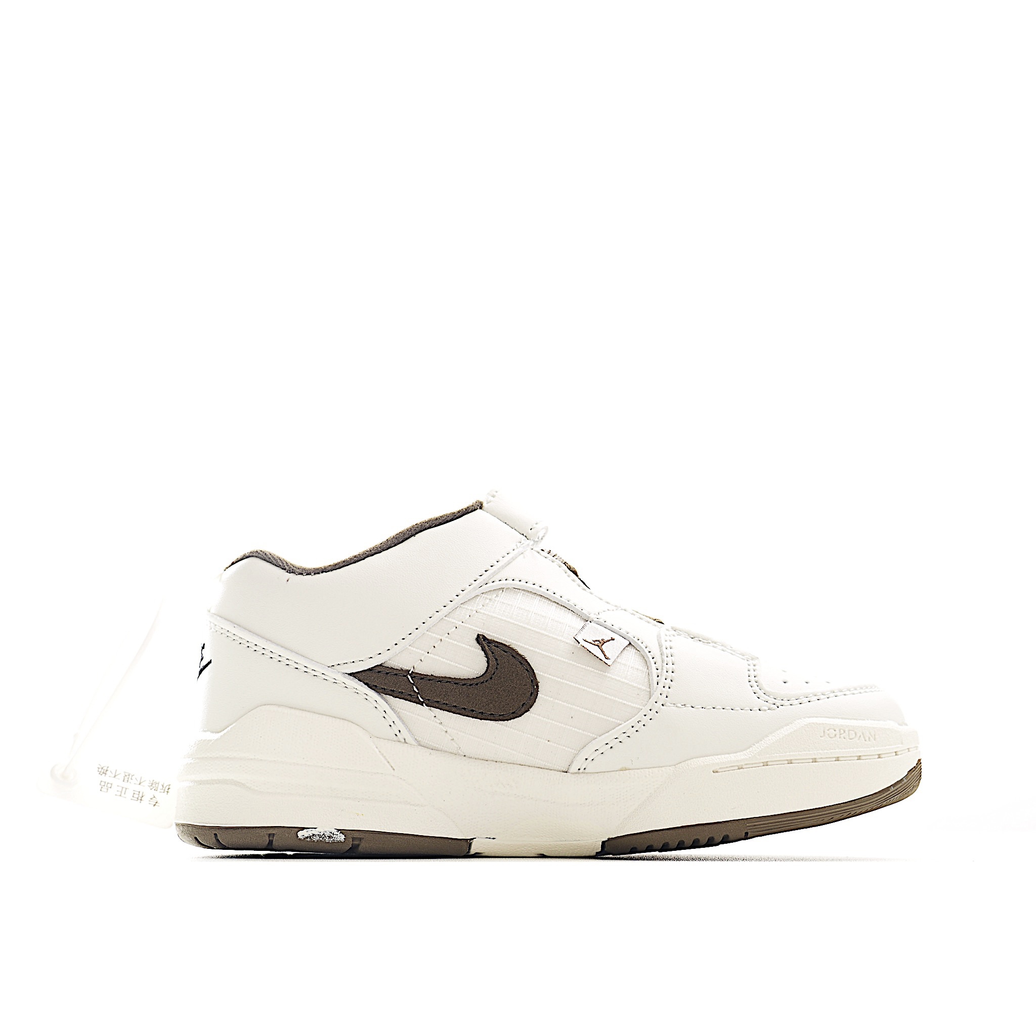 图片[7]-NK Jordan 90 儿童休闲鞋 NK Jordan 90 运动童鞋专为小宝贝打造，兼具舒适脚感与出众格调。鞋款从A1和AJ5中汲取设计灵感，是小宝贝日常玩耍的理想之选。鞋面采用结实皮革和合成材质，舒适耐穿，助力轻松玩乐。 尺码：小童24-27 大童28-37.5 货号：小童：3100 大童：5100-选品中心