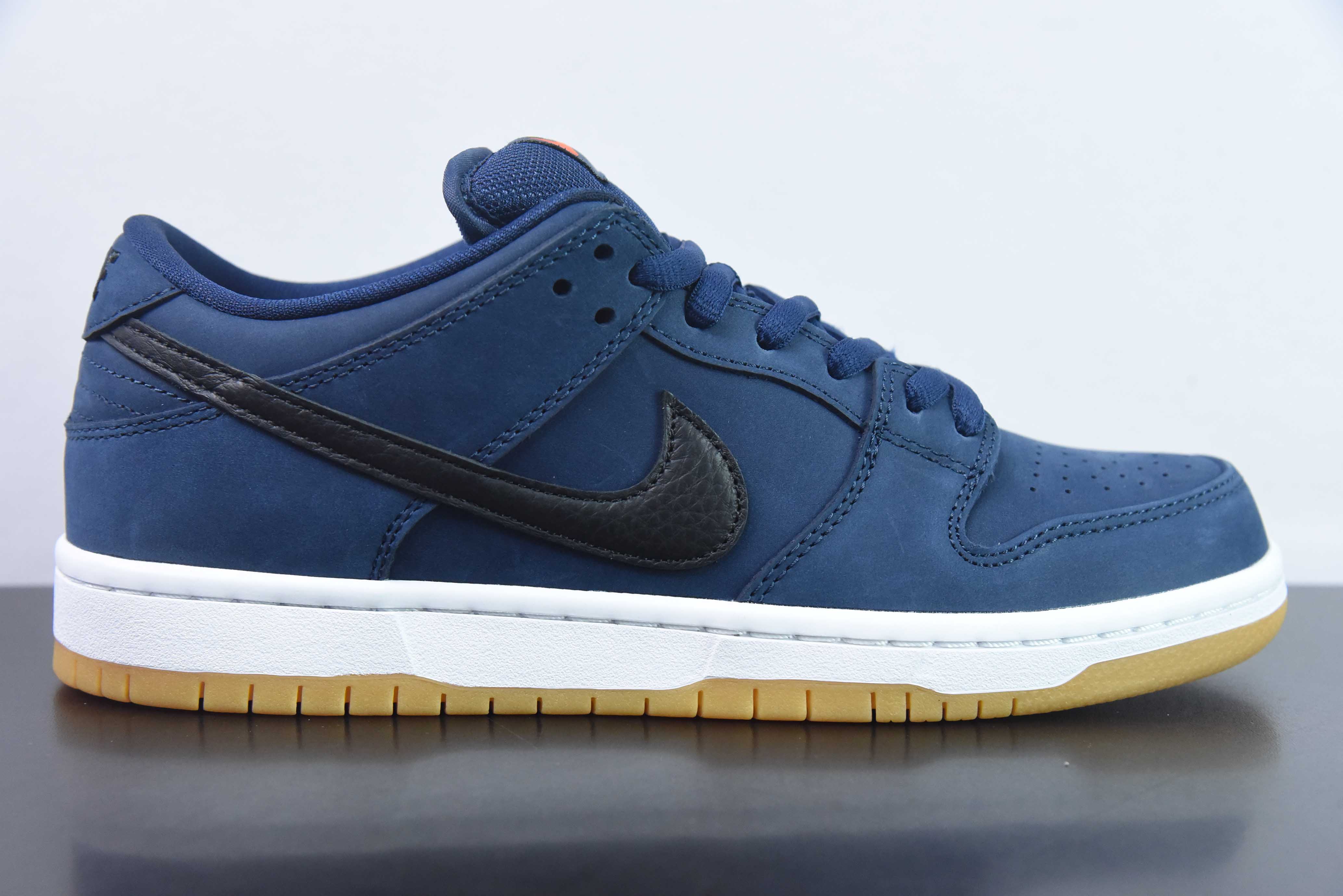 DSQ90324054 Nike SB Dunk Low Pro Zoom"Navy Black Gum"serie Dunk de caña baja zapatillas deportivas casuales d…