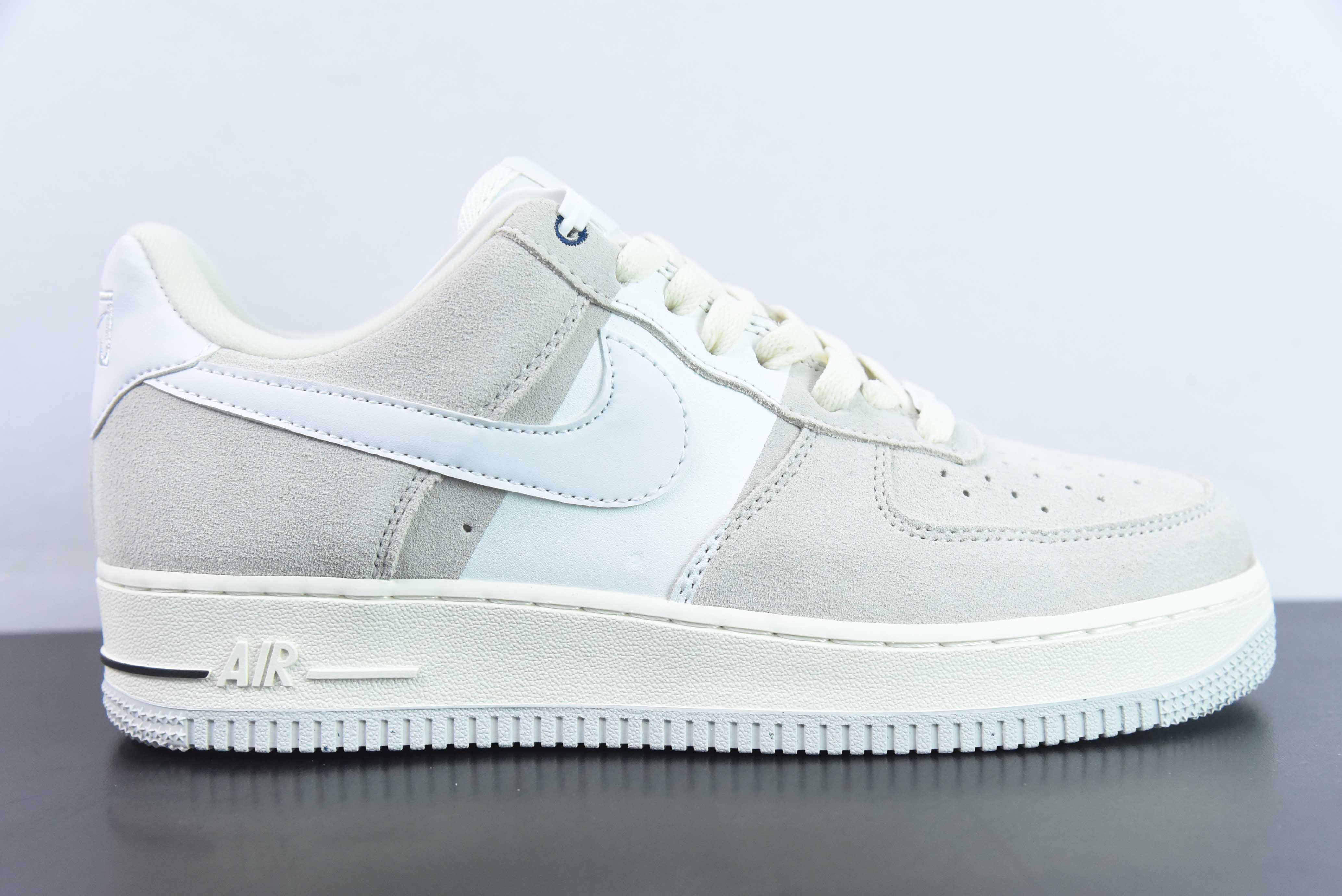 FAL43543931 NK Air Force 1 ‘07 Low gris beige edición conmemorativa 40 aniversario Air Force One Número de pr…