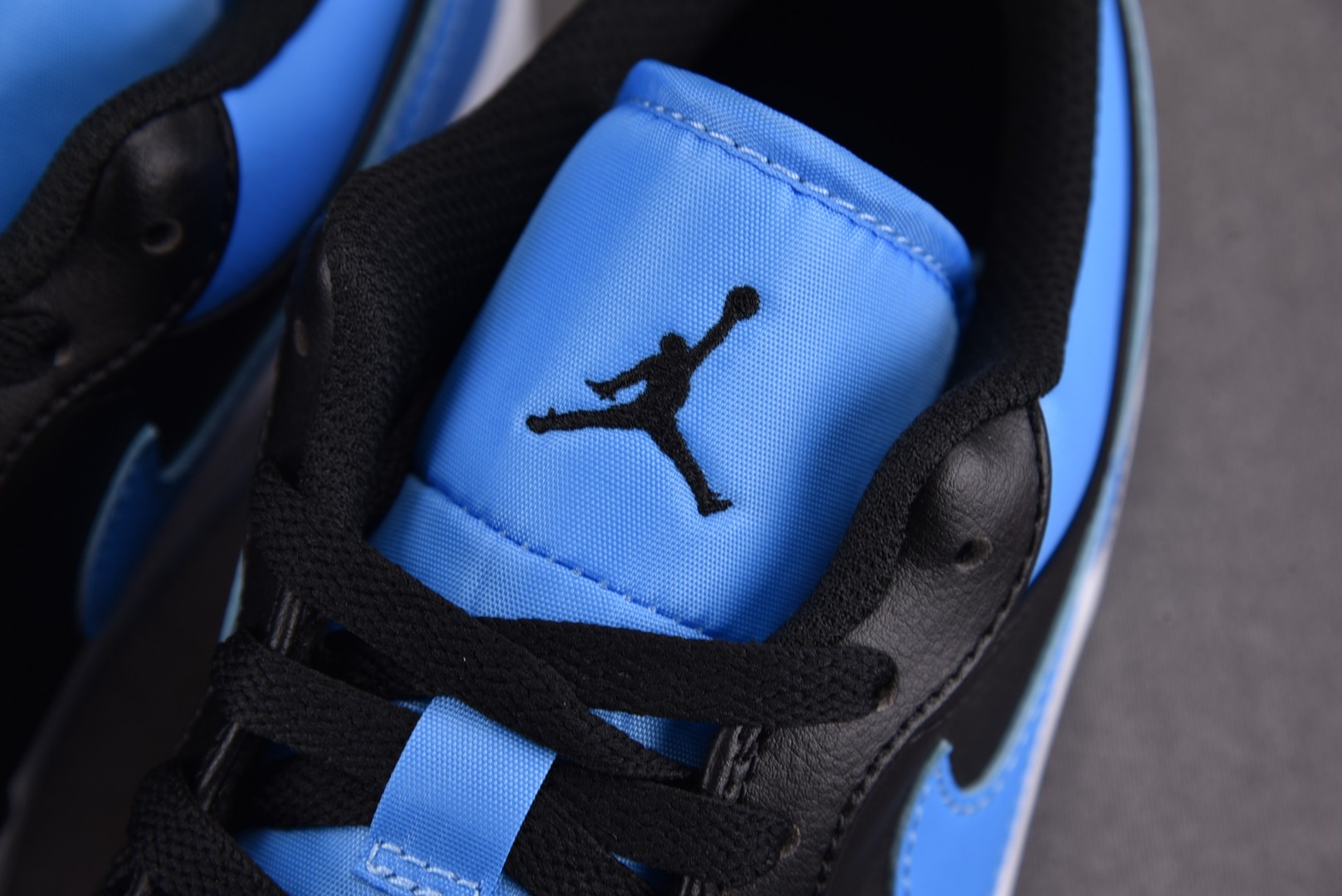 AJLow黑蓝鞋码40-46总裁R版出品-AirJordan1Low“UniversityBlue”黑蓝