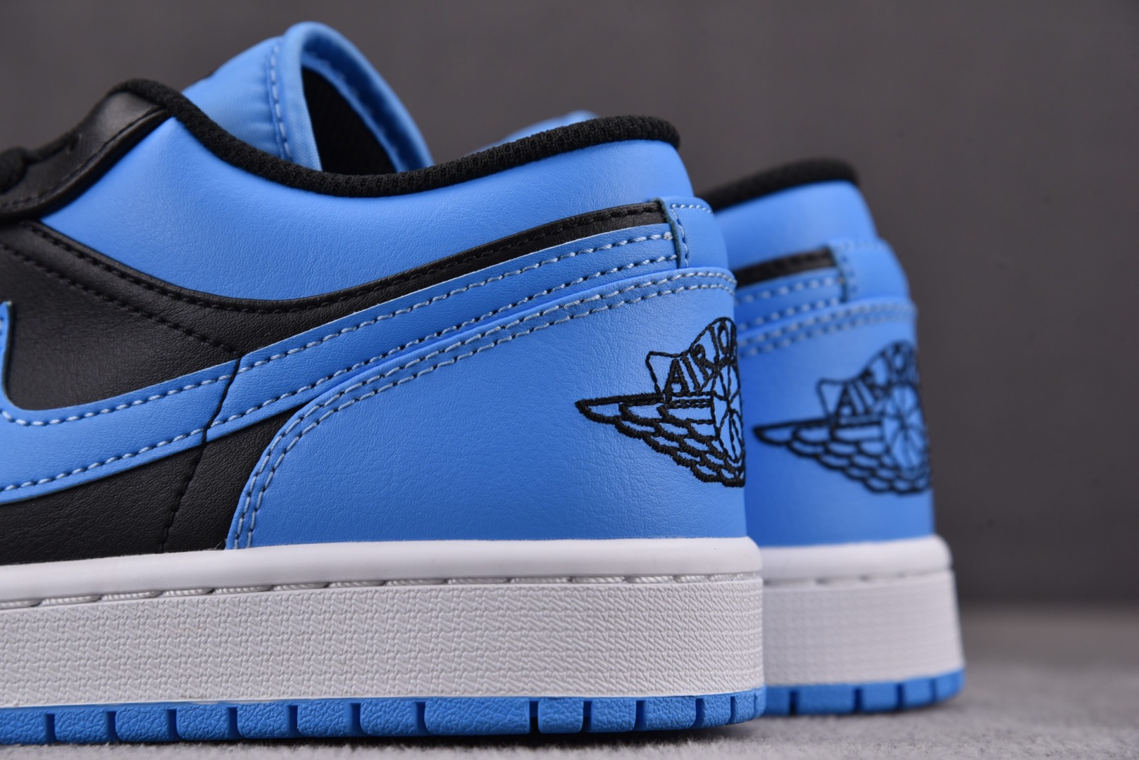 AJLow黑蓝鞋码40-46总裁R版出品-AirJordan1Low“UniversityBlue”黑蓝