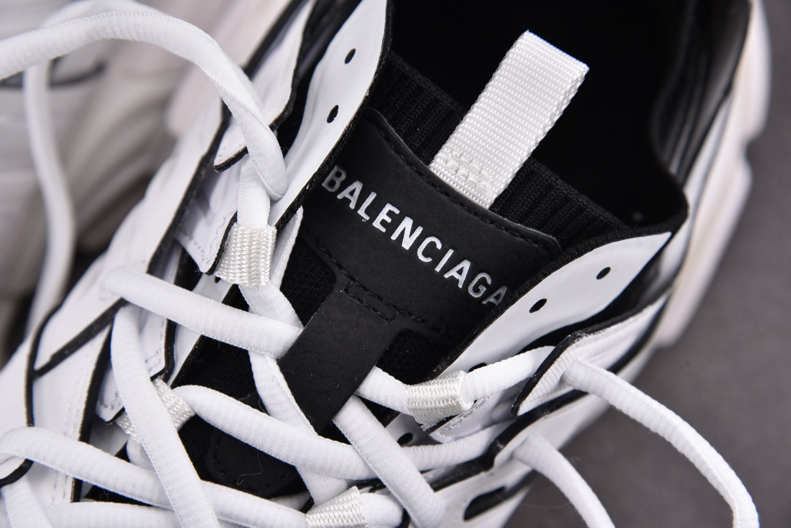 Balenciaga巴黎3代尺码:35-46偏大一码总裁R版出品-BalenciagaTrack1.0白