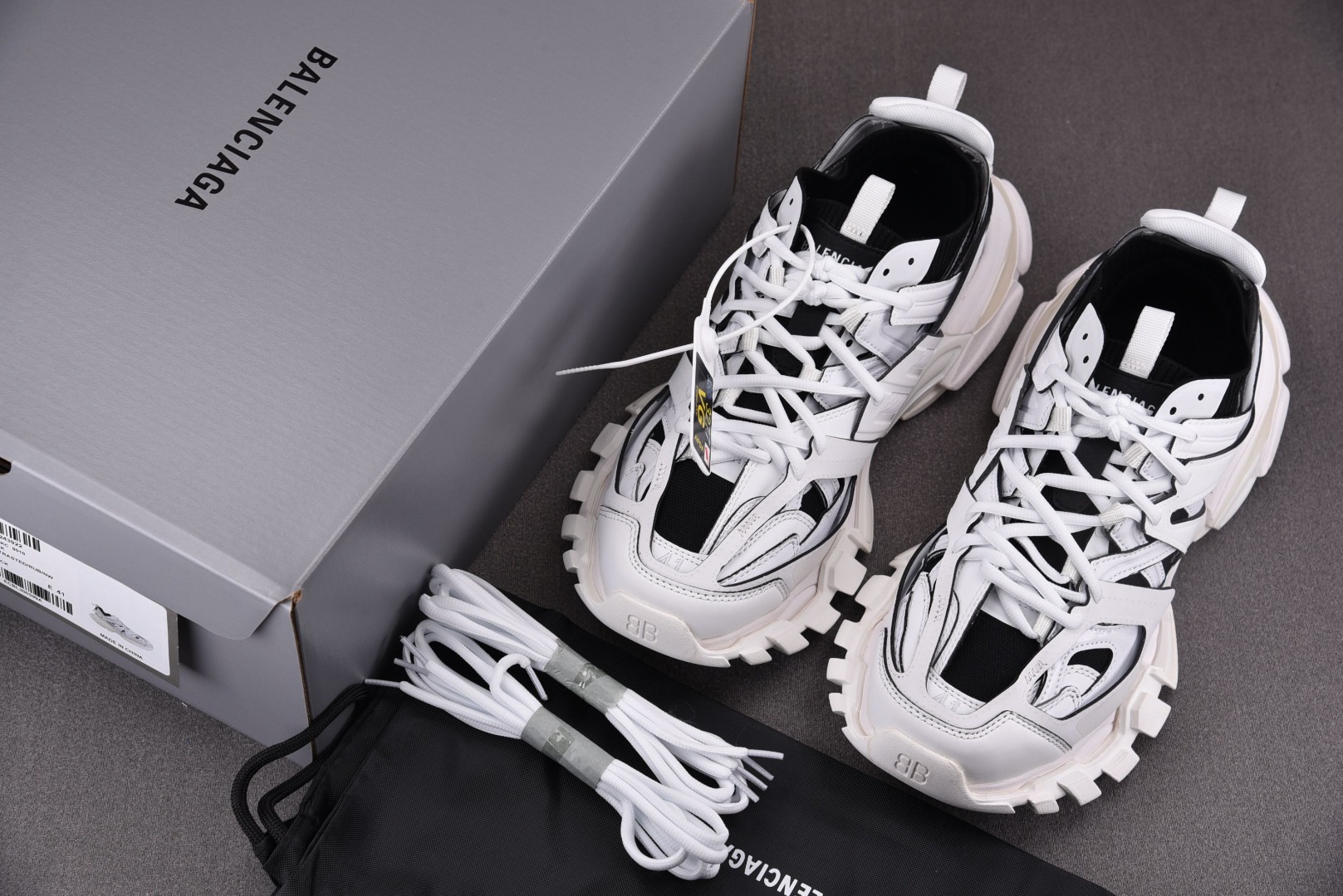 Balenciaga巴黎3代尺码:35-46偏大一码总裁R版出品-BalenciagaTrack1.0白