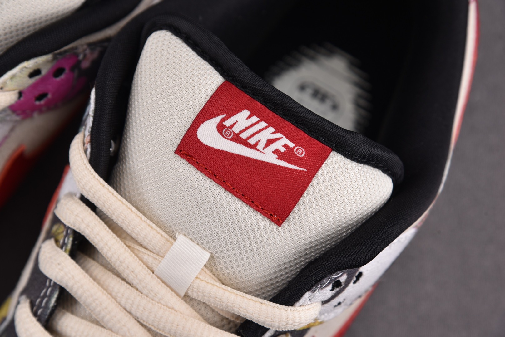 Dunk巴黎 Size:40-47.5Dunk SB Low SE Paris 城市限定 巴黎 -111