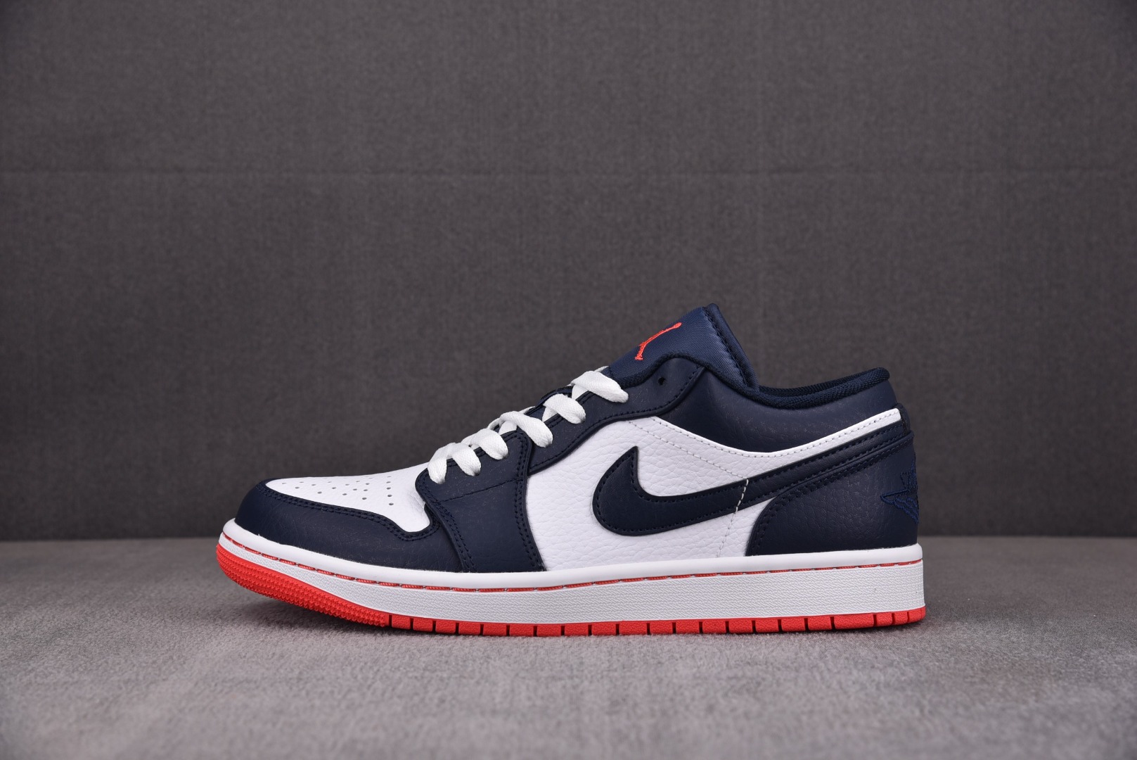 AJLow尺码:40-46总裁R版出品-AirJordan1LowRetro”EmberGlow“午夜蓝