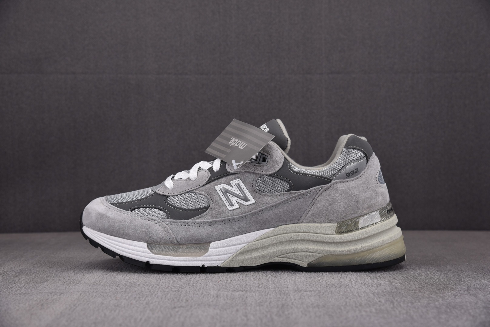 NB992 尺码:36-47New Balance 1112 元祖灰 M992GR YZ004
