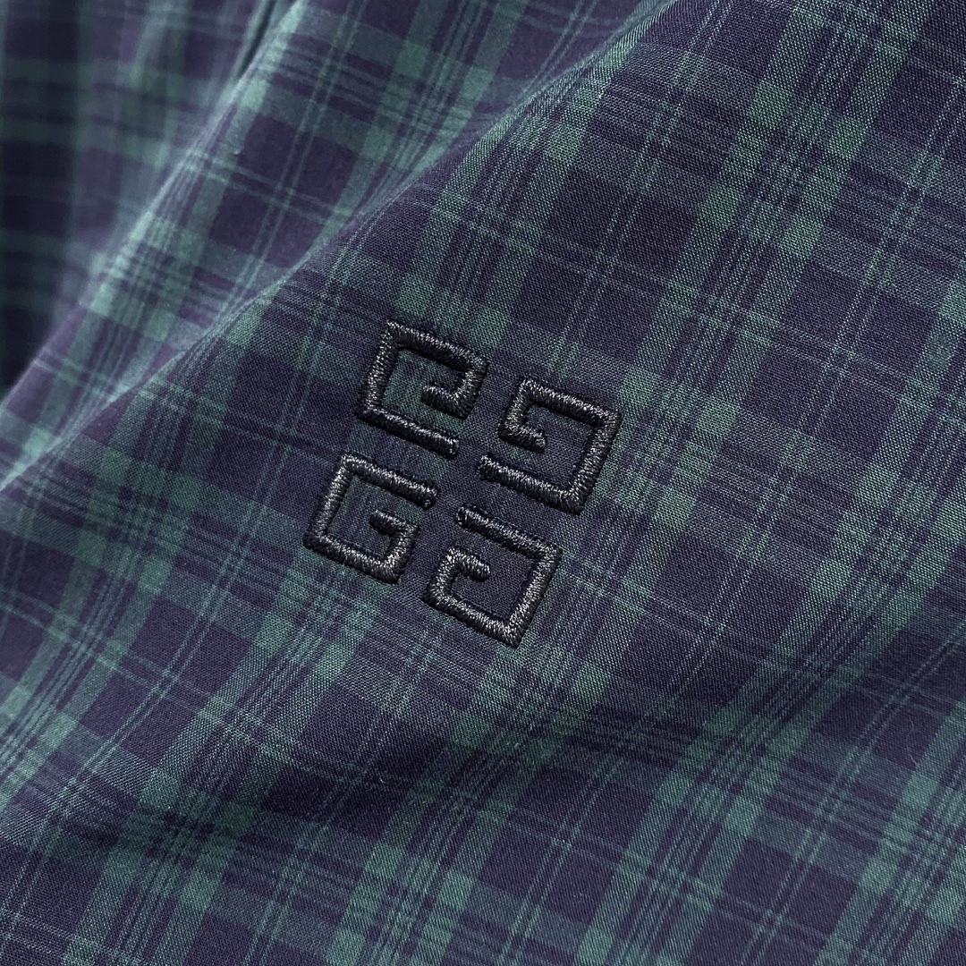 Giv~经典Logo刺绣男士格纹长袖衬衫。 代工厂出货 客供定制～优质高支府绸棉 质地细腻、柔软、微弹、上身舒适、透气。