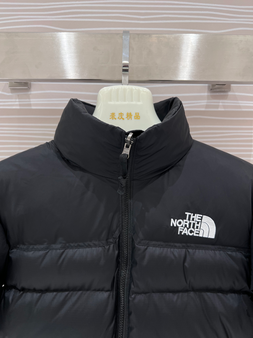 The North Face 1992 Black 30th Anniversary Edition with limited badge, classic 3D patch, and unique 1992 neck label. Unisex. Sizes: S M L XL XXL-Big cat