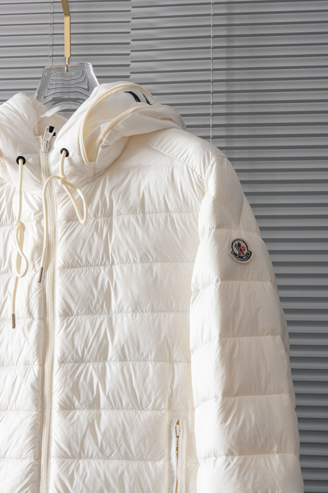 MONCLER Winter Nylon Hooded White Down Jacket,Waterproof,Windproof,Warm 5 o 1he11rknj17sl5qach61dstms33