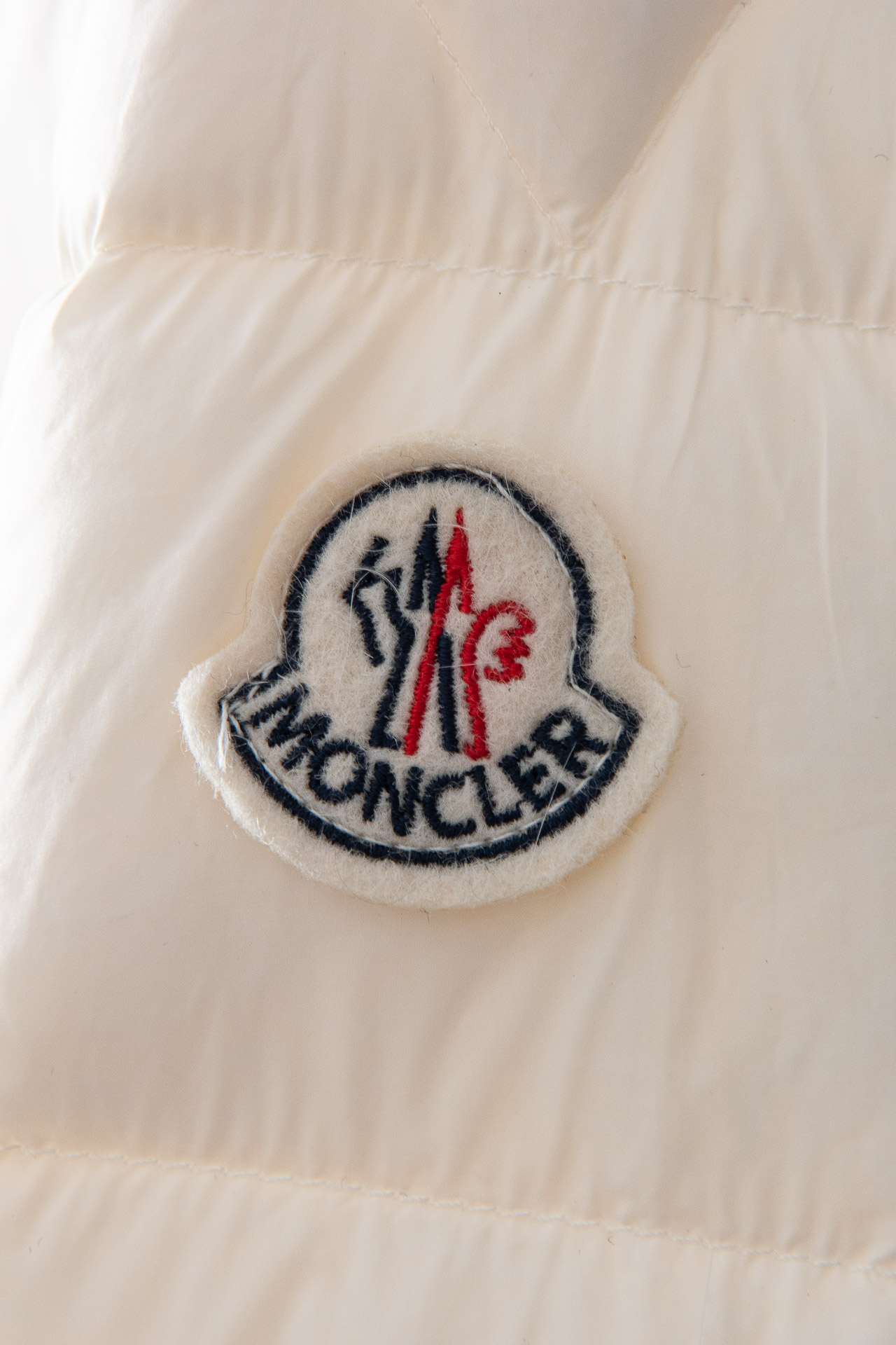 MONCLER Winter Nylon Hooded White Down Jacket,Waterproof,Windproof,Warm 6 o 1he11rknk1g3psokd0aufd9ki6