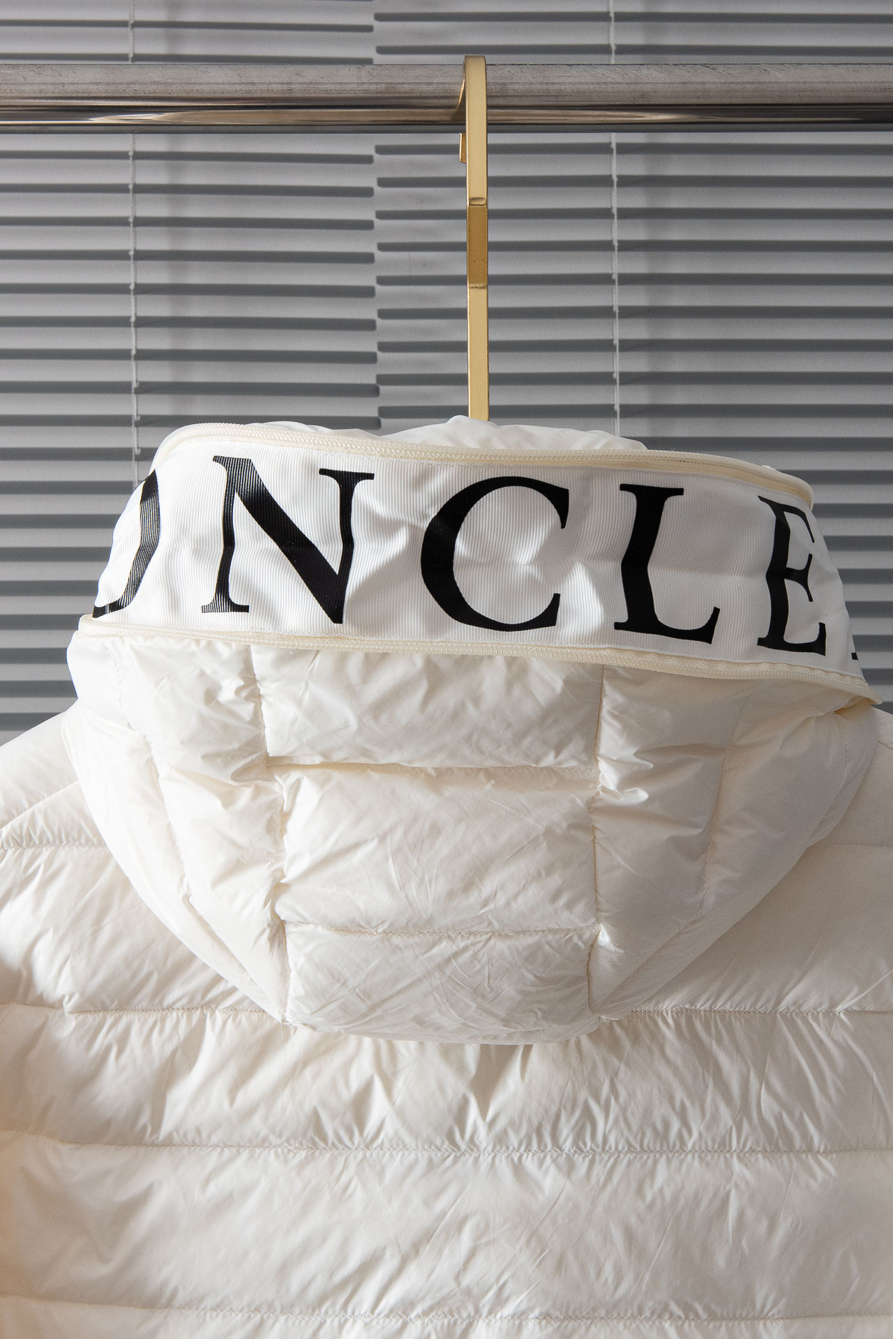 MONCLER Winter Nylon Hooded White Down Jacket,Waterproof,Windproof,Warm 10 o 1he11rknl1m4vdpbl5m1acvj8s8
