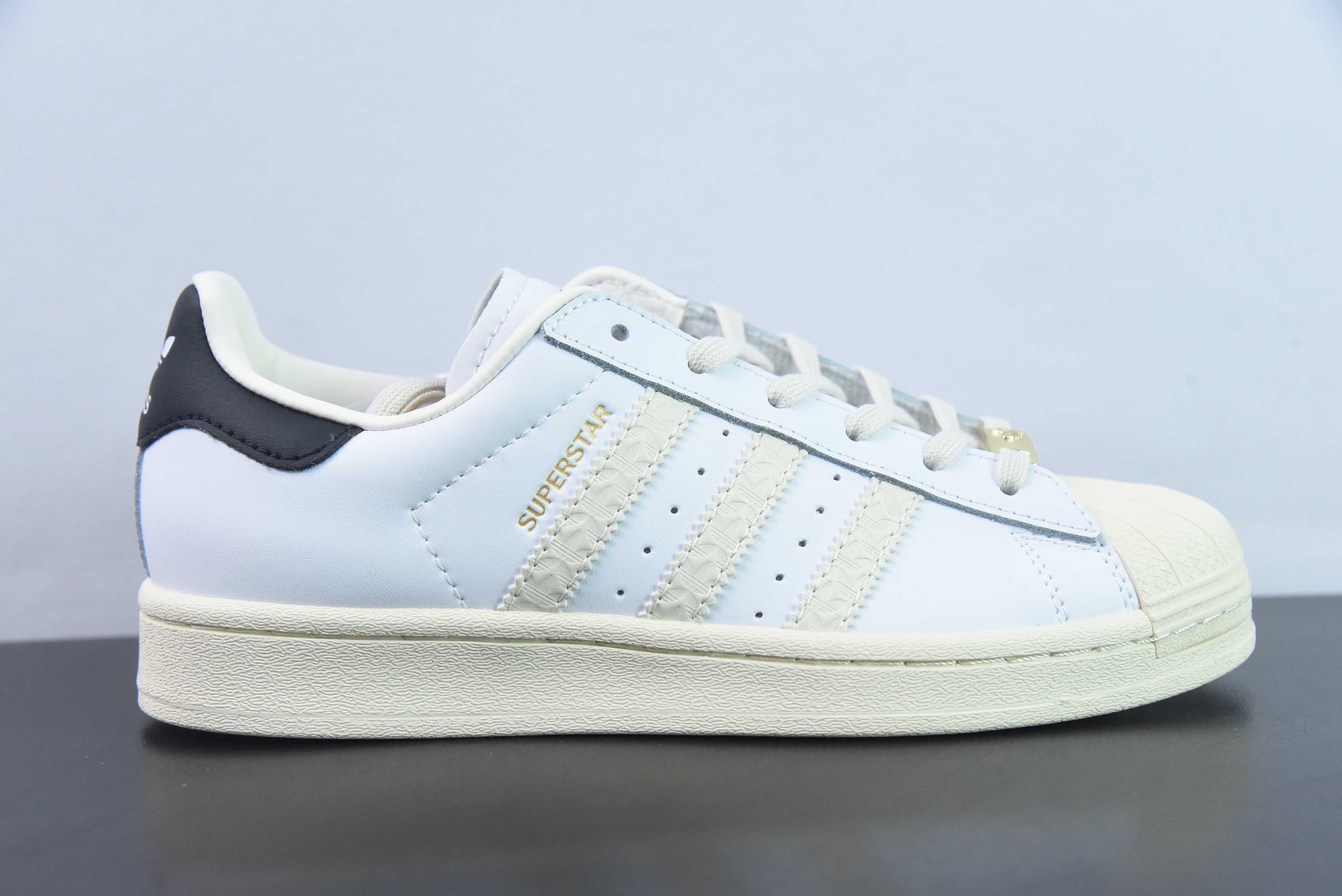 [Adidas Originals Series]Distinguish ordinary authentic version on the market