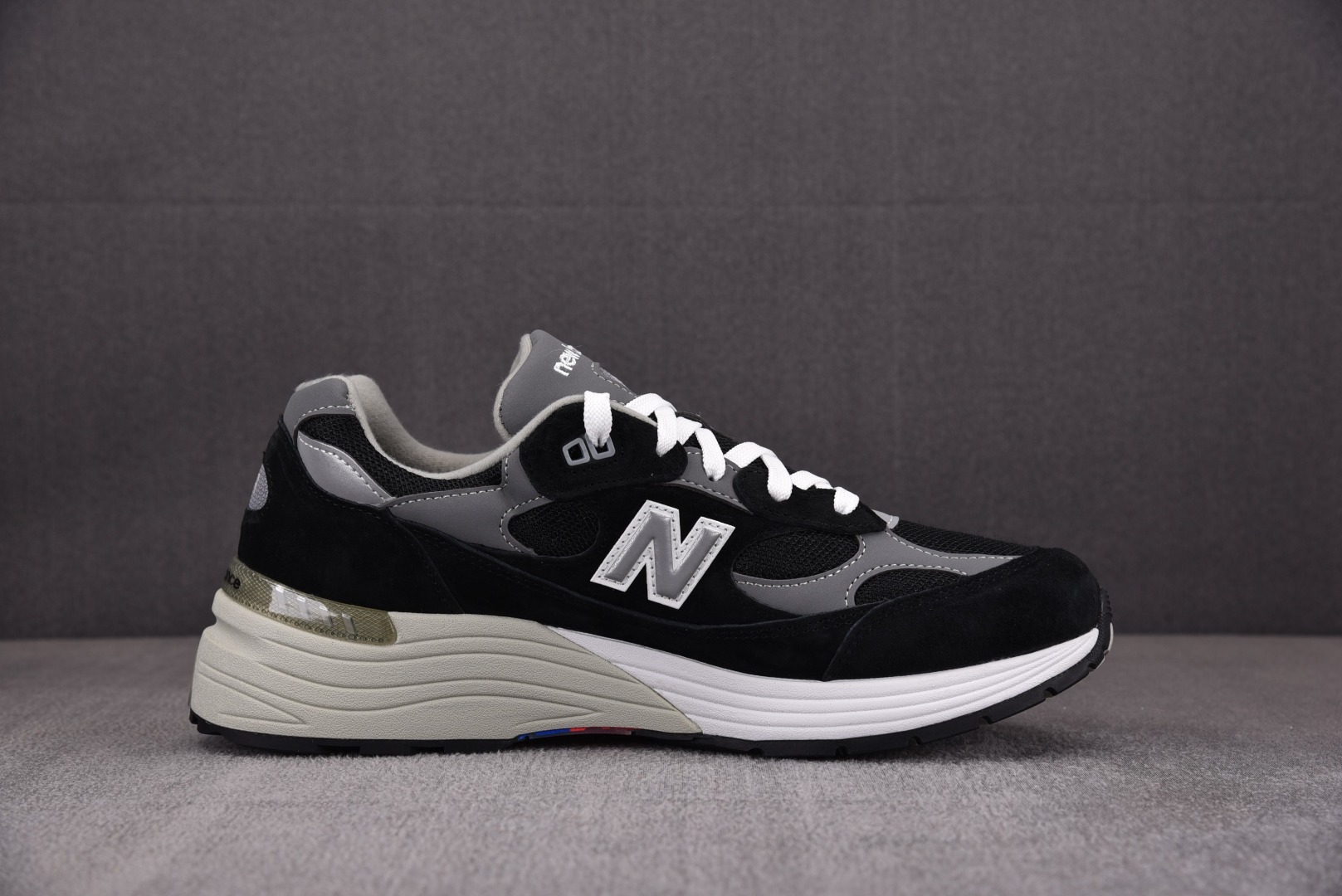 NB992尺码:36-47总裁R版出品-NewBalance992黑灰M992EBYZ004