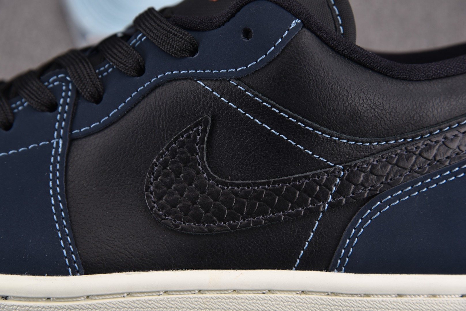 AJLow尺码:35.5-46总裁R版出品-AirJordan1Low“MidnightNavy午夜蓝F