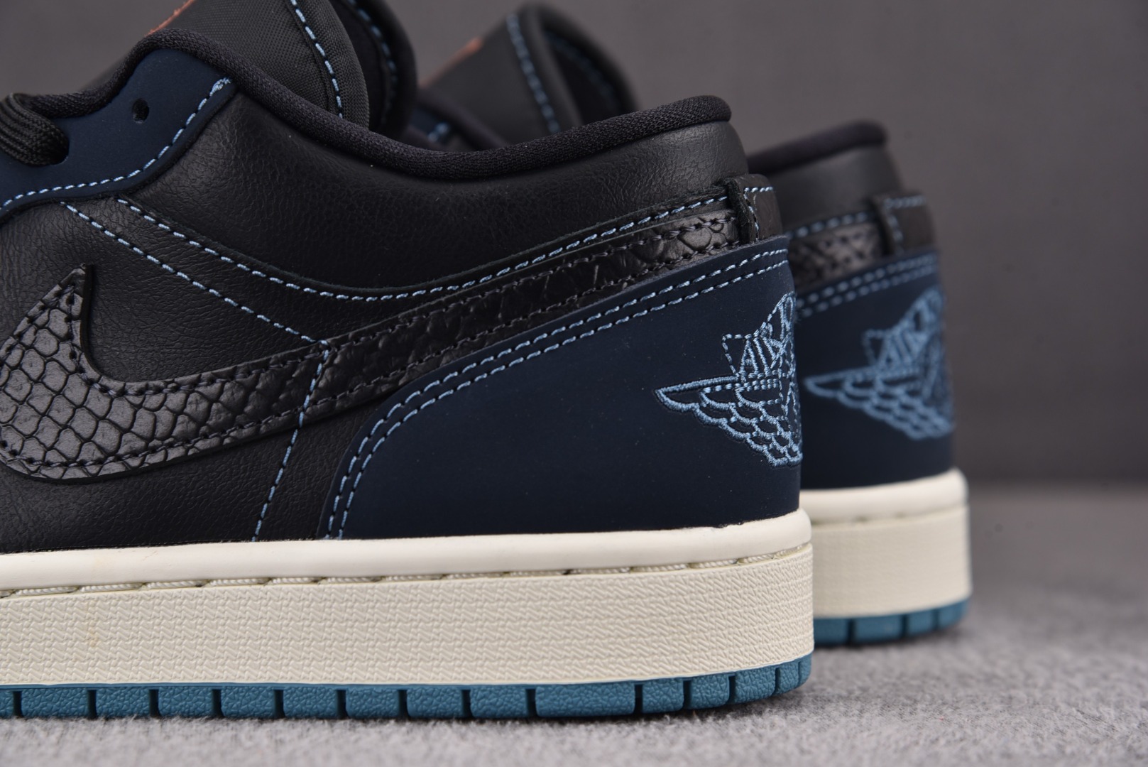 AJLow尺码:35.5-46总裁R版出品-AirJordan1Low“MidnightNavy午夜蓝F