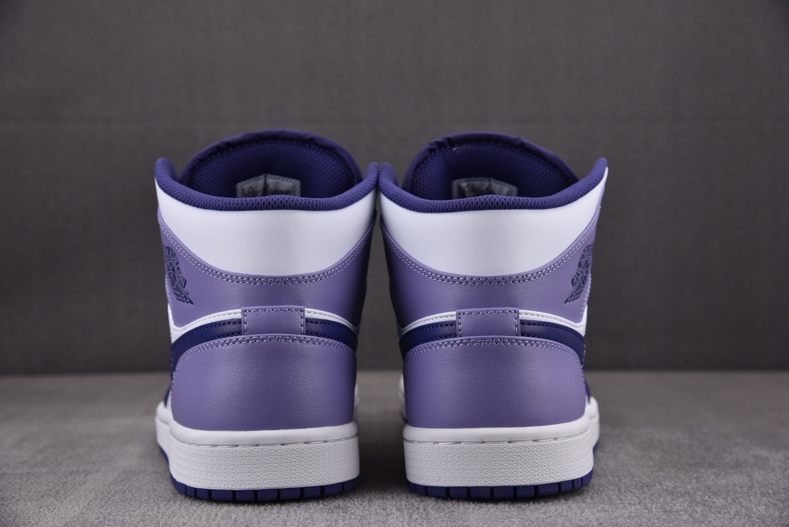 AJMid白紫尺码:40-46总裁R版出品-AirJordan1Mid“Blueberry”白紫DQ84