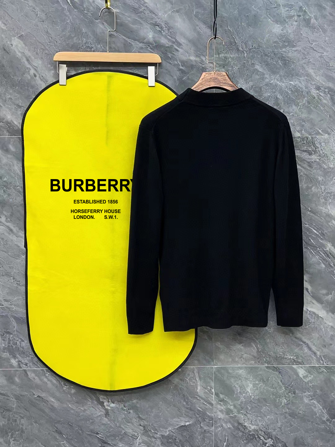 Luxury Custom-Made Burberry Sweaters: Innovative Design and Superior Quality - 图片 2