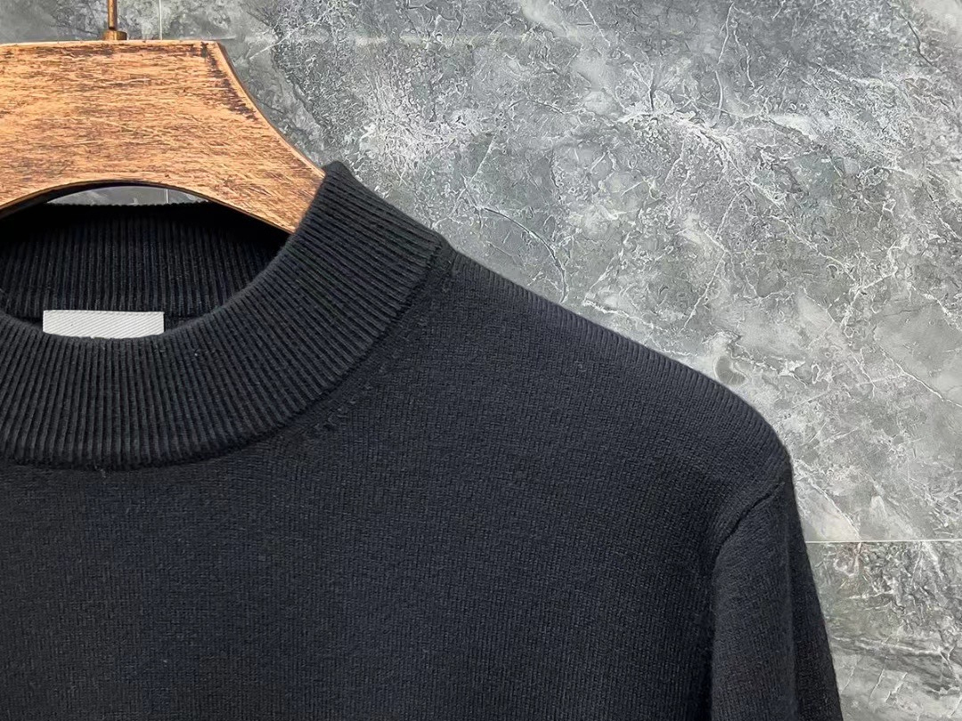 Luxury Custom-Made Burberry Sweaters: Innovative Design and Superior Quality - 图片 6