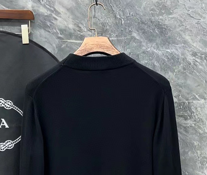 CJCR Prada High-End Sweater Series: Innovative Design, Superior Quality, Various Sizes - 图片 4