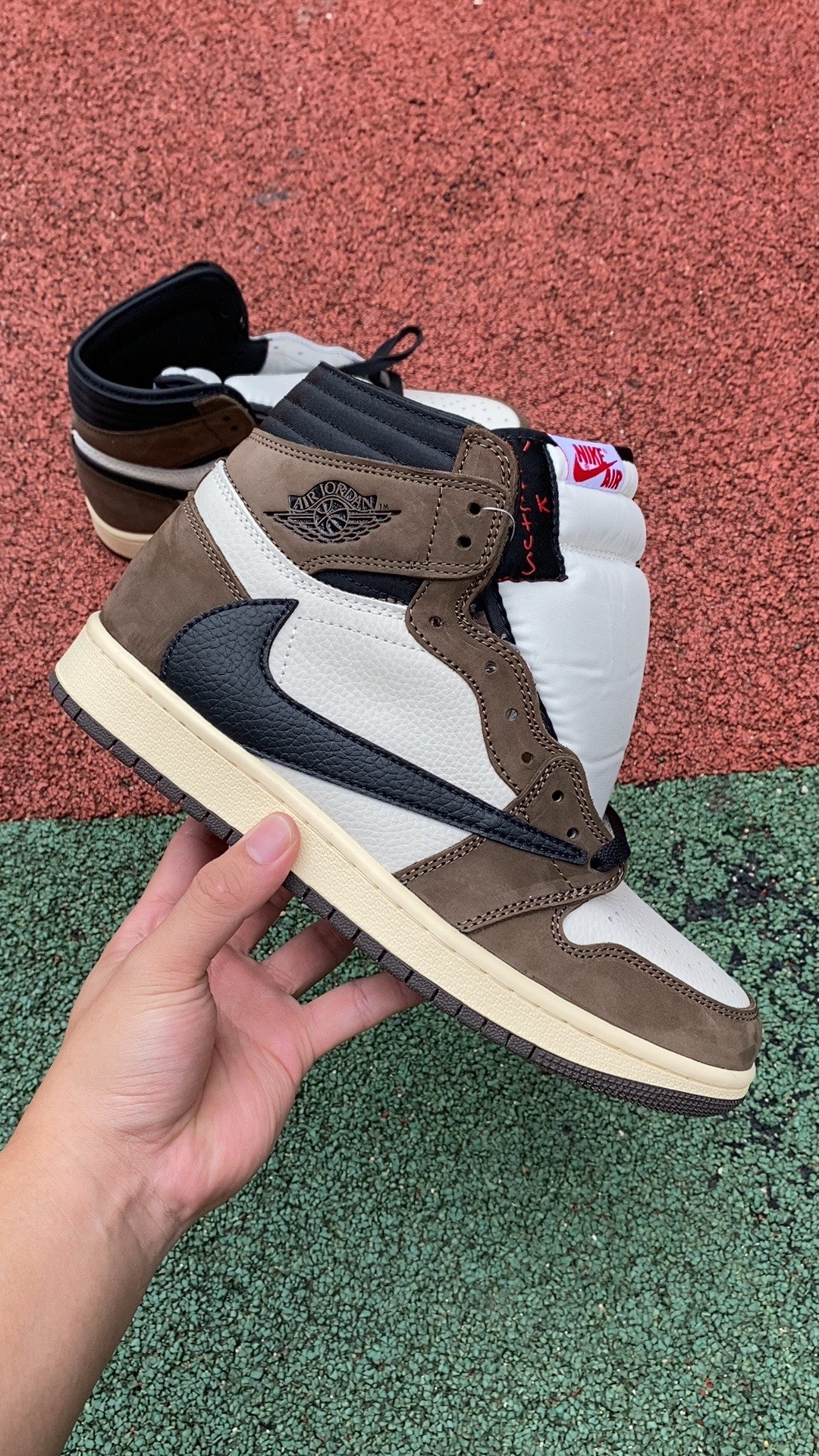 aj1倒钩高帮棕色头层皮料️中秋福利一波尺码40-47.5特价店主推荐款