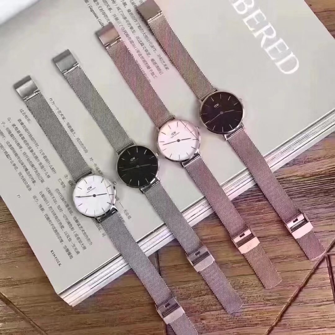 P80,DW新款热卖款,尺寸:32mm,36mm, 40mm,Daniel Wellington 丹尼尔•惠灵顿 CLASSIC | 银色,玫瑰金 全套礼盒包装