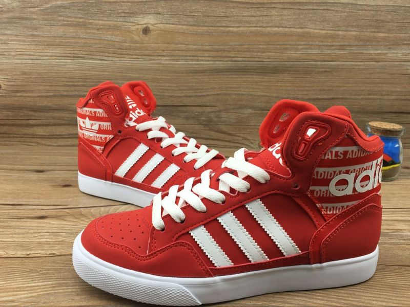 2017新配色爆款阿迪达斯高帮商城品质真标正品材料 阿迪达斯范冰冰同款系列男女鞋高帮板鞋 红白字体 羊巴皮 货号BY2232 尺码36-44