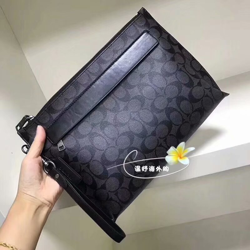 Coach 这款Coach男士手拿包我一定要推荐给你们