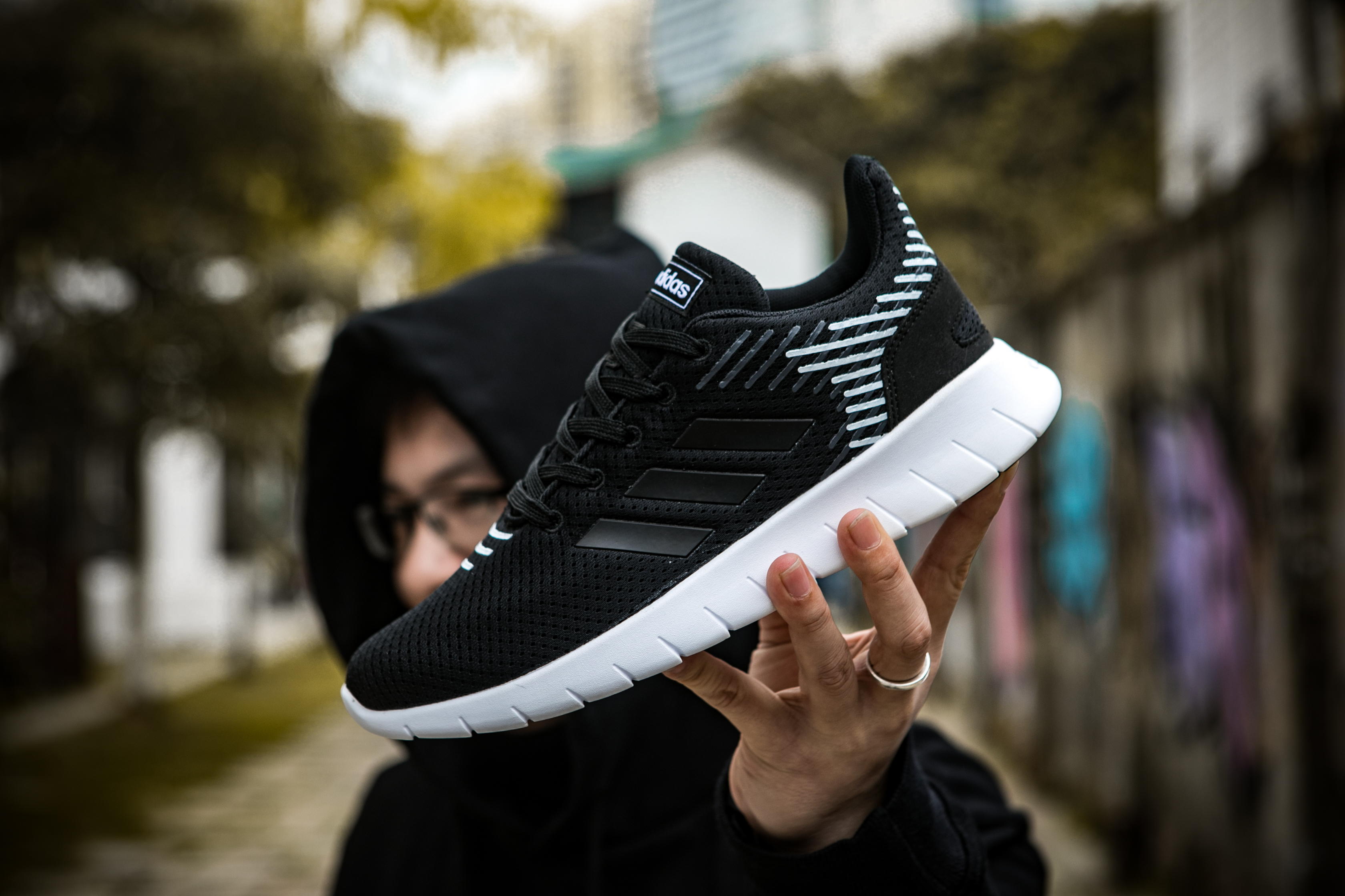 85阿迪达斯男女鞋2019春季新款运动鞋网面透气轻便休闲跑步鞋