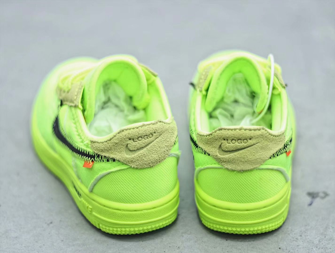 130 <br />#毒物#公司级 NikeAirForce1OW'Volt'2.0联名AF1童鞋，独立磨具，原鞋开膜，区别市面通货版本 尺码：22～35