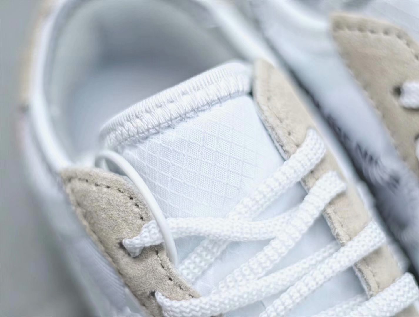 130 <br />#毒物#公司级 NikeAirForce1OW'Volt'2.0联名AF1童鞋，独立磨具，原鞋开膜，区别市面通货版本 尺码：22～35