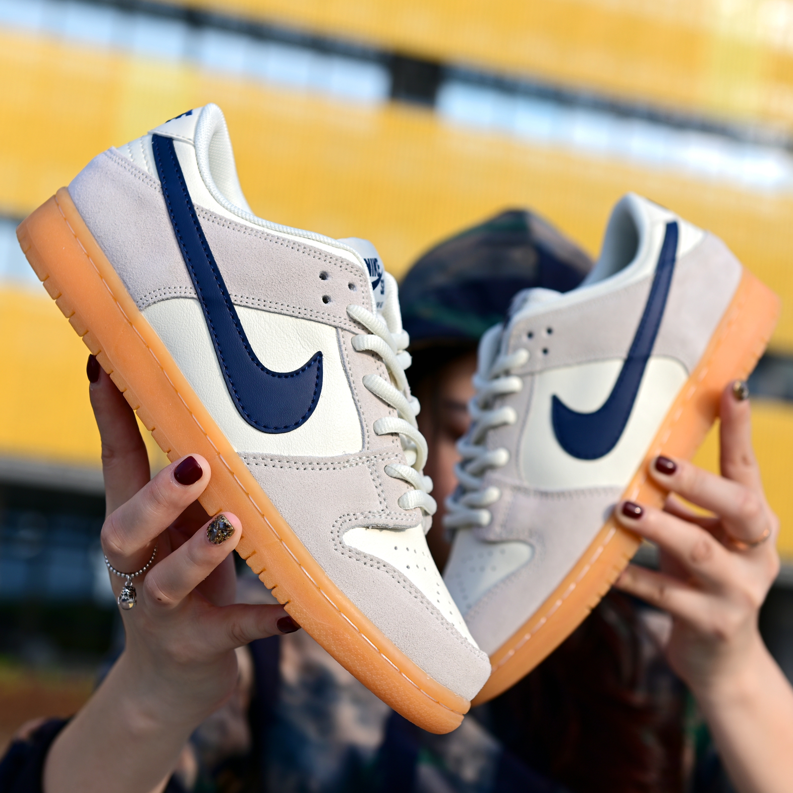 Explosion of Nike SB Dunk Low Pro vintage white Green