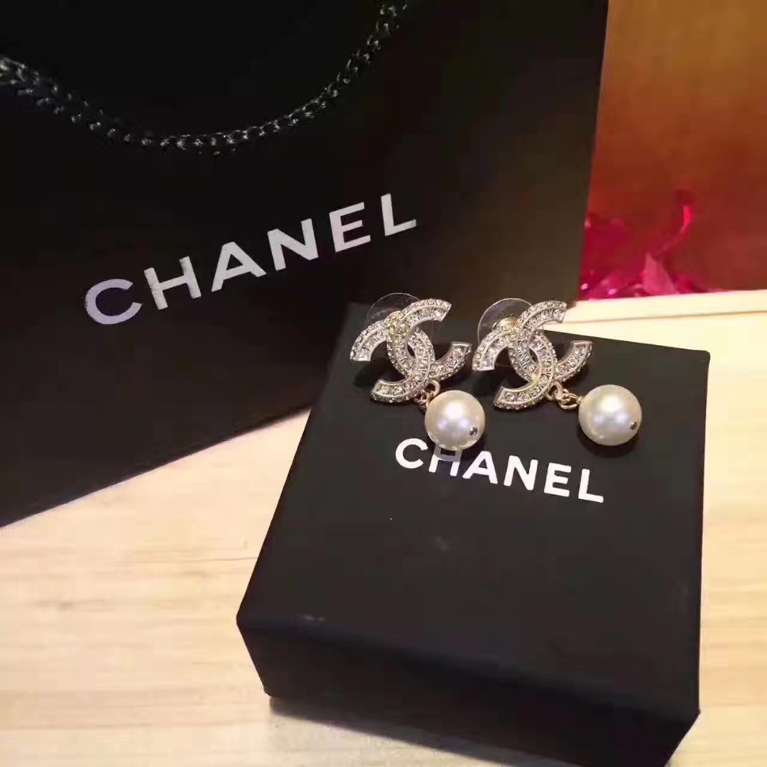 Chanel 小香 珍珠耳钉 香奈儿最新耳钉 零误差
