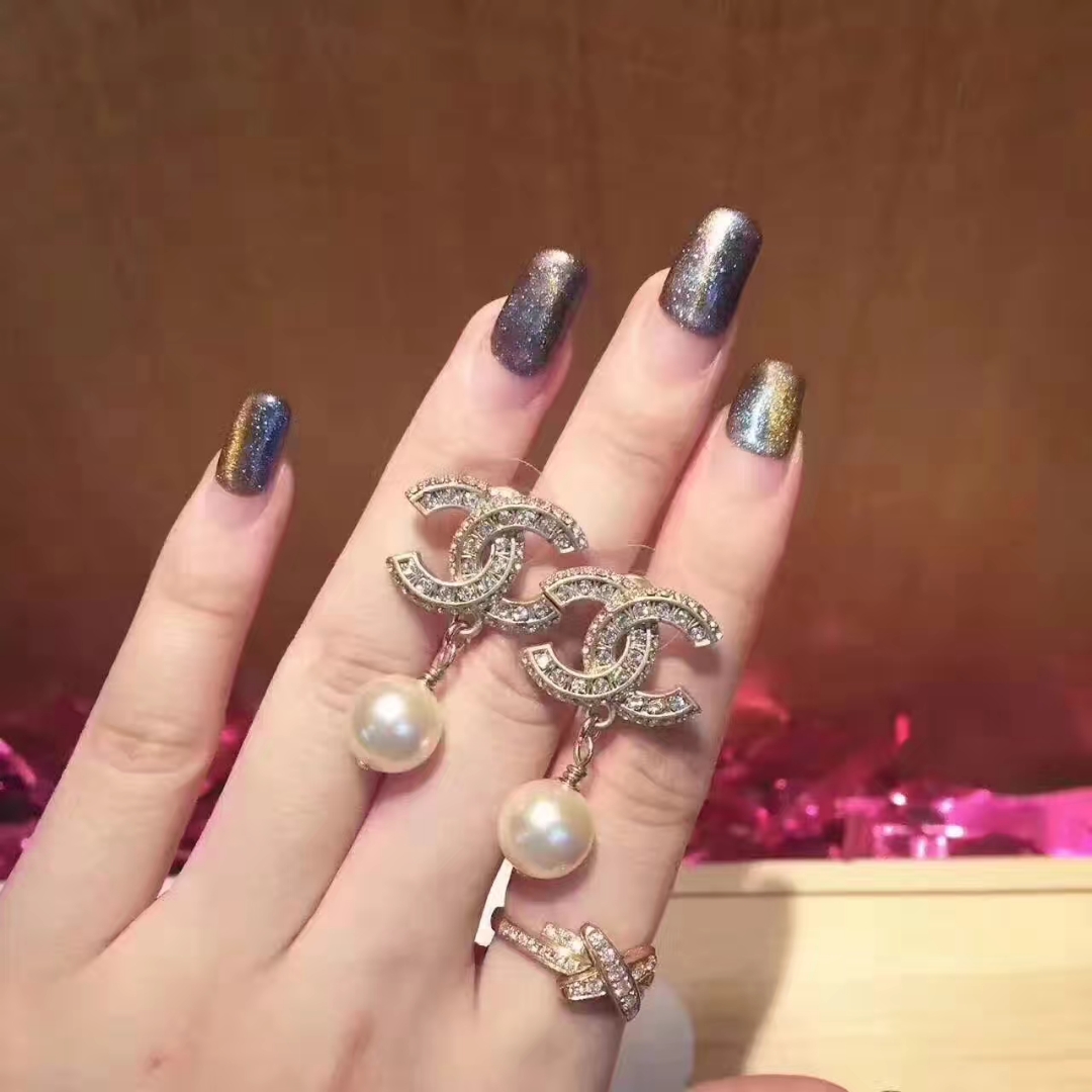Chanel 小香 珍珠耳钉 香奈儿最新耳钉 零误差