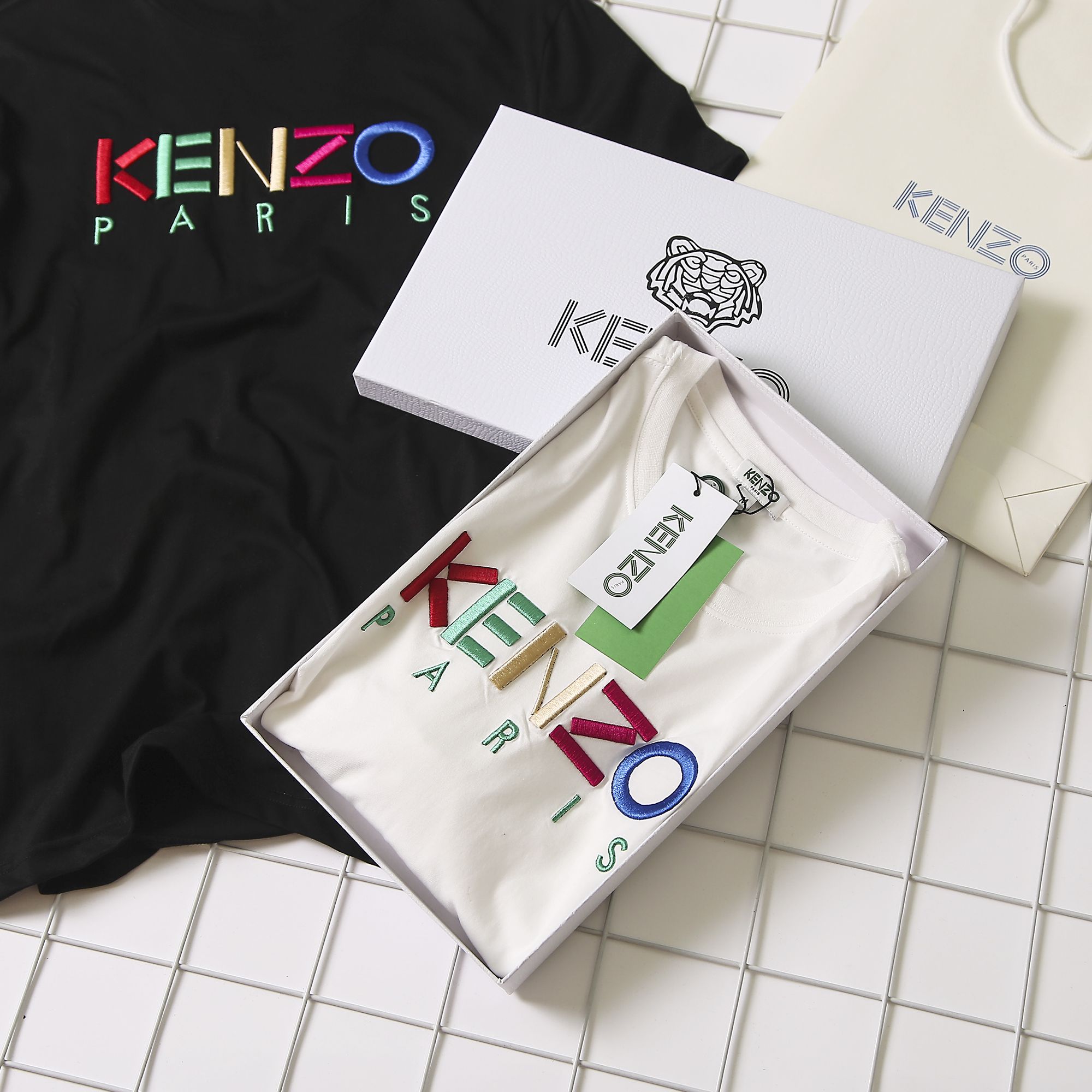 65   Kenzo2019春夏海外限量版字母立体绣花圆领短袖T恤