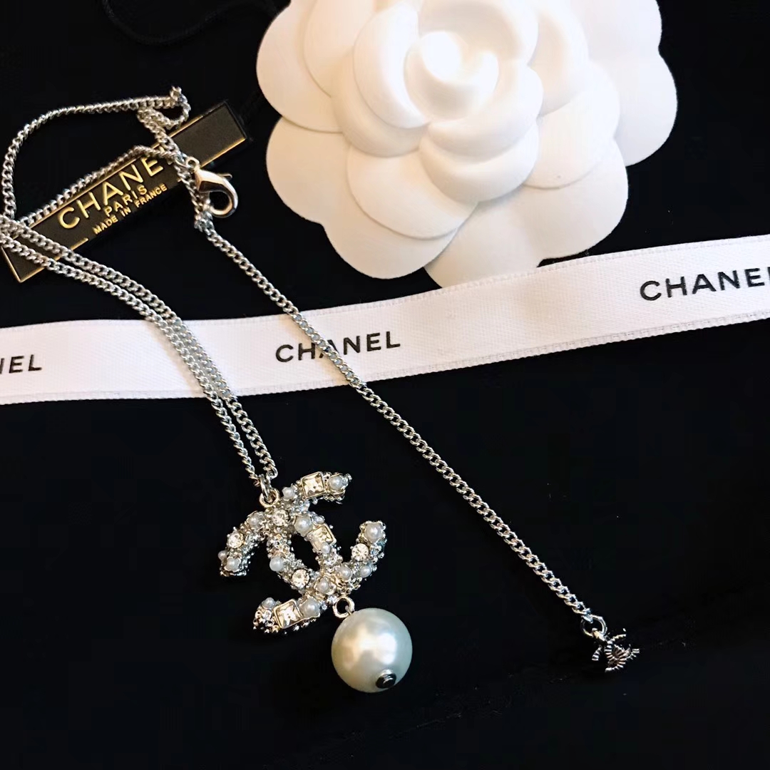 Chanel Chanel 纪念款 施华洛世奇水晶方钻 珍珠项链