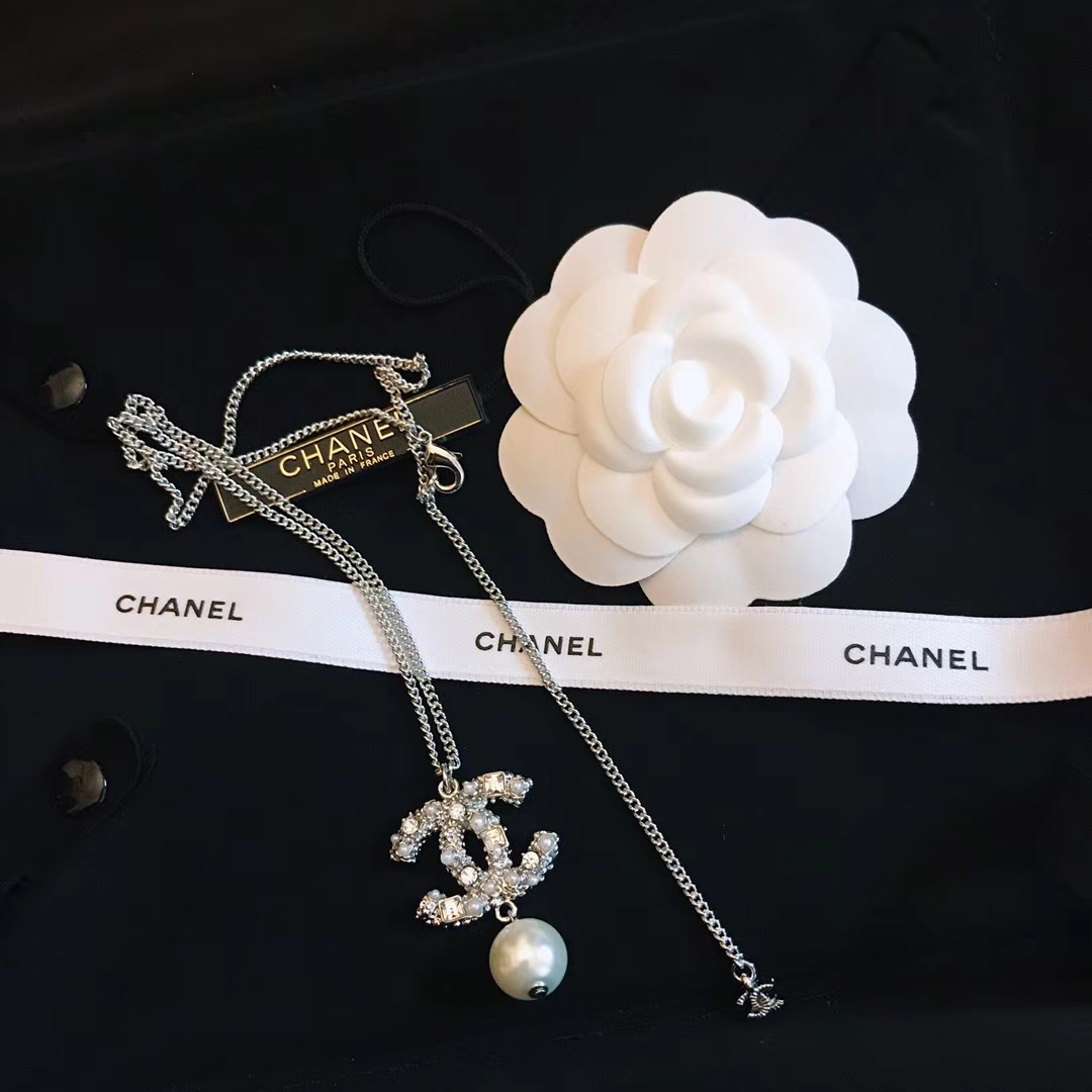 Chanel Chanel 纪念款 施华洛世奇水晶方钻 珍珠项链