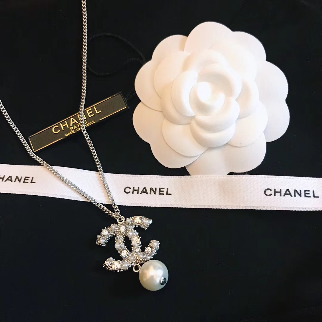 Chanel Chanel 纪念款 施华洛世奇水晶方钻 珍珠项链