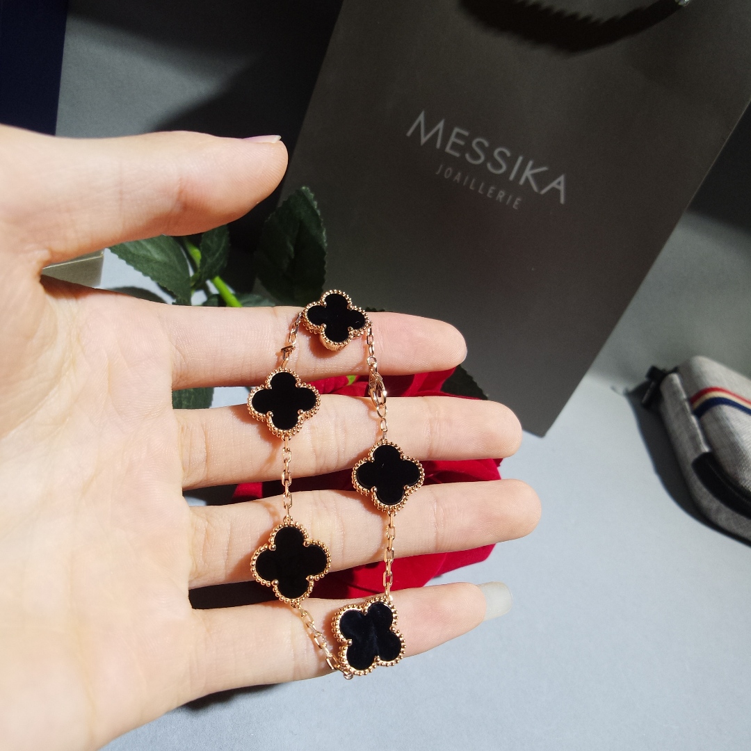 NO:101756,Four-leaf clover black agate five-flower bracelet, Vca bracelet, bracelet19860909四叶草黑玛瑙五花手链,Vca手链,bracelet,Jewelry