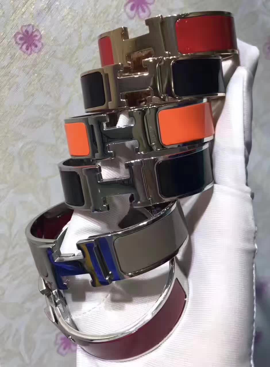 Practical And Versatile Replica Designer
 Hermes Flawless
 Jewelry Bracelet