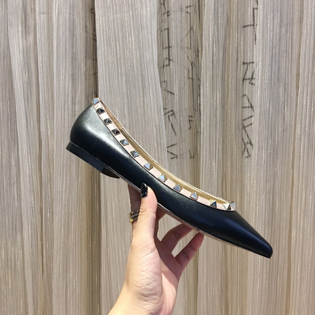 Valentino Women's Black Lambskin Rockstud Pointed Toe Ballet Flats