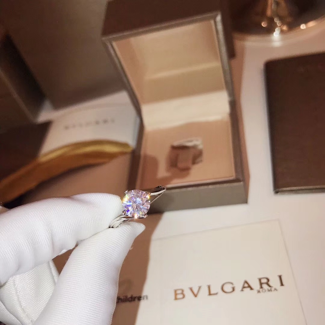 Bvlgari Bijoux Anneau Serti de diamants Argent 925