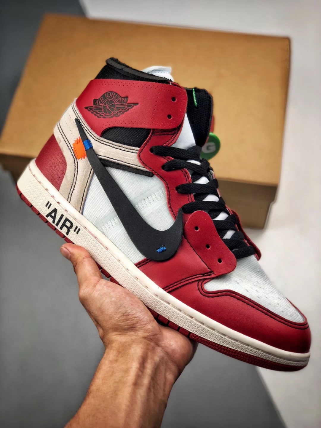 Apoyo contra reembolso 【OG纯原版本 终端供应】 #OG纯原版本 出货释放市场‼‼ Air Jordan 1 x OFF-WHITE 白红芝加哥 #鞋面网纱、后跟港宝等大部分材料 均采购来自原厂 #针车孔深度 间距…